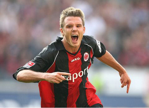 分钟由中场 分钟由中场